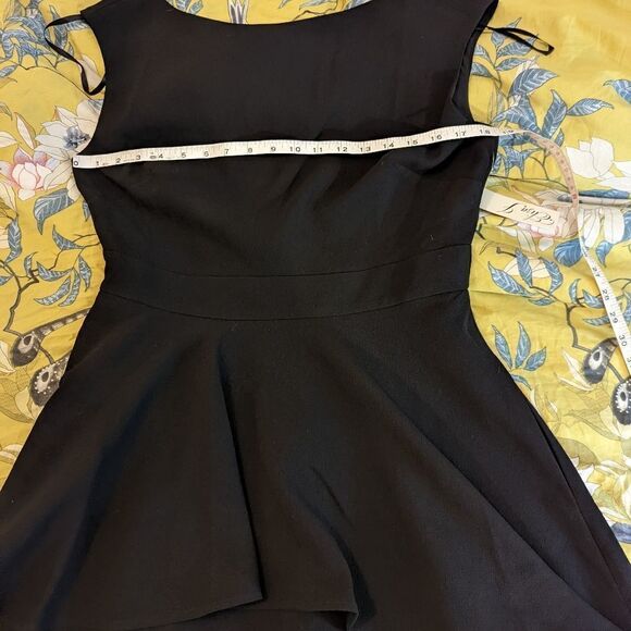 ELIZA j elegant lbd sz 12 high lo knee length black a line scoop neck nwt - Picture 6 of 7